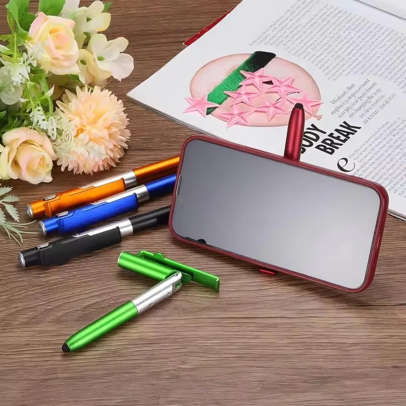 قلم متعدد الوظائف 4 في 1 مع ضو - مراجعة Case With Pencil Holder وسعره